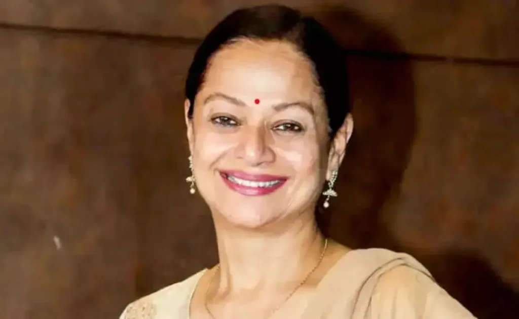 Zarina Wahab - Biography