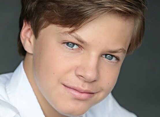 Tanner Flood Biography: Age, Wife, Siblings, Movies, Kids, Parents, Net Worth, Height, Awards, TV Shows