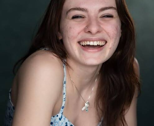 Sydney Wade Biography: Parents, Net Worth, Age, Siblings, Films, Height, Boyfriend, TikTok, Nationality
