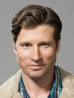Damon Runyan - Biography