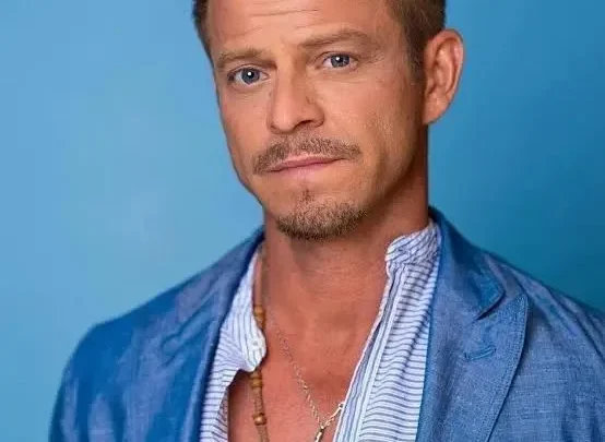 Carmine Giovinazzo Biography: Age, Wife, Parents, Movies, Net Worth, Height, Wiki, Books, Instagram, Ethnicity