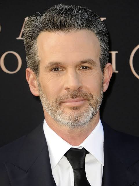Simon Kinberg Biography: Net Worth, Height, Movies, Wife, Ethnicity, Age, Awards