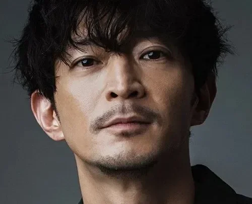 Kenjiro Tsuda Biography: Movies, Net Worth, Ethnicity, Height, Wife, Age, Awards, Parents