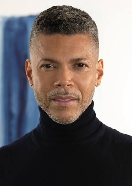 Wilson Cruz Biography: Ethnicity, Net Worth, Height, Movies, Age, Awards, Partner