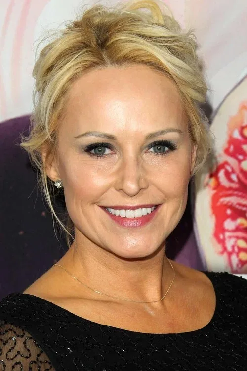 Josie Bissett - Biography