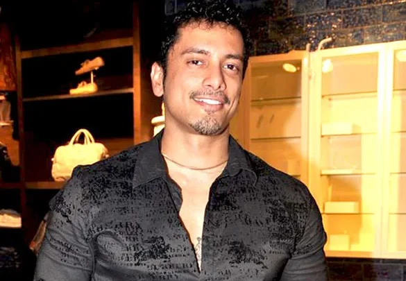 Akashdeep Saigal Biography: Height, Net Worth, Movies, Girlfriend, Religion, Age, Awards, Parents