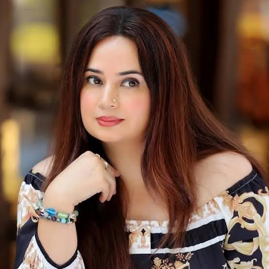Shalini Kapoor - Biography