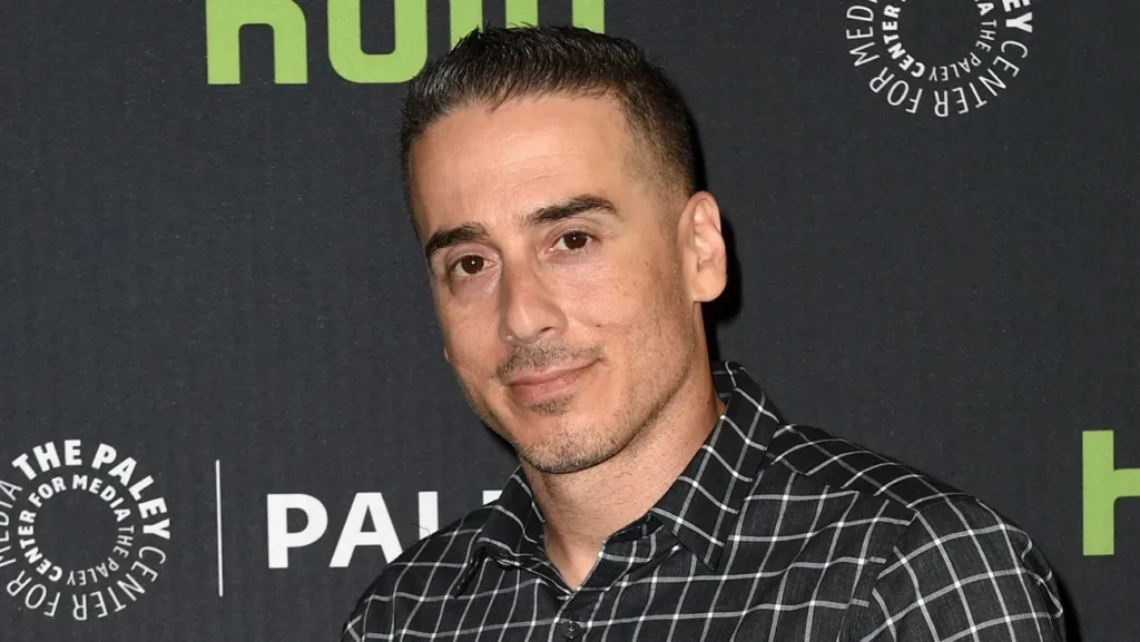 Kirk Acevedo - Biography