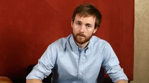 Aaron Ruell - Biography