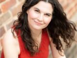 Lisa Jakub Biography: Husband, Age, Height, Net Worth, Parents, Movies & TV Shows, Books