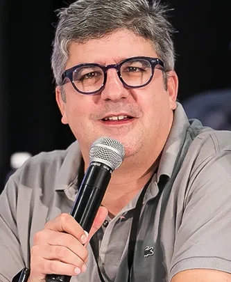 Dana Snyder Biography: Age, Wife, Parents, Movies, Children, Awards, Net Worth, Twitter, Comedy