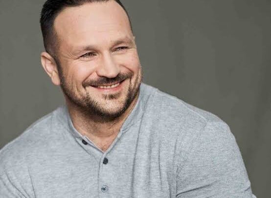 Louis-Philippe Dandenault Biography: Age, Parents, Siblings, Height, Movies, Wife, Awards, Net Worth, Ethnicity