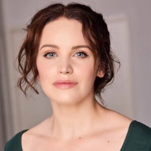 Lindsay Pearce