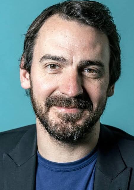 Ewen Leslie Biography: Net Worth, Girlfriend, Movies, Awards, Height, Age