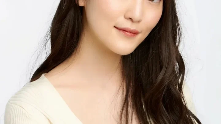 Aoi Koga Bio: Net Worth, Age, Awards, Height, Songs, Ethnicity, Movies, Boyfriend