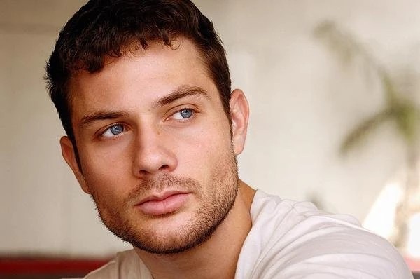 Gino Anthony Pesi Biography: Net Worth, Height, Girlfriend, Ethnicity, Age, Movies, Parents