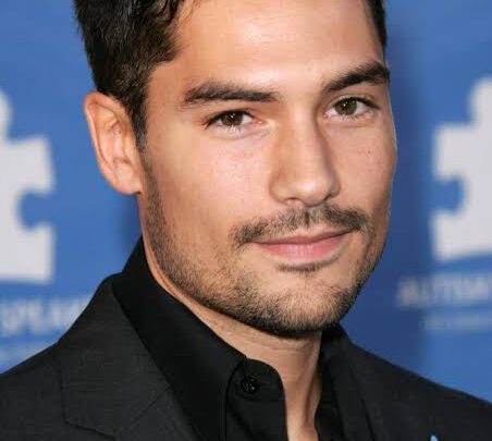 D. J. Cotrona Biography: Ex-Girlfriend, Net Worth, Ethnicity, Age, Movies, Height, Awards, Parents