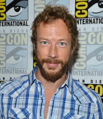 Kris Holden-Ried Biography: Kids, Age, Height, Net Worth, Parents, Movies & TV Shows