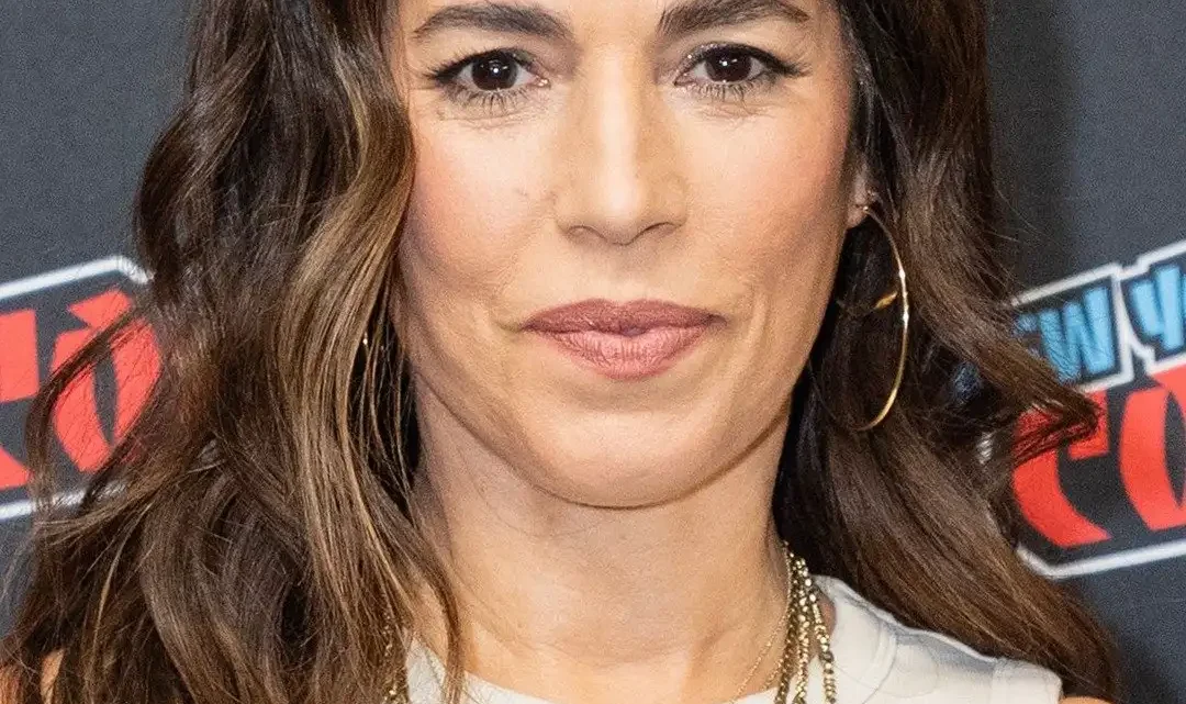 Ana Ortiz Biography: Husband, Kids, Age, Height, Net Worth, Parents, Movies & TV Shows