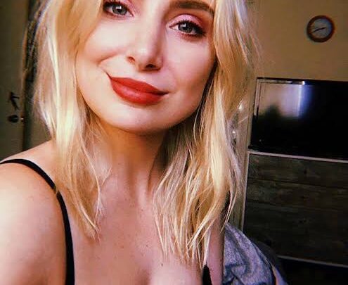Bree Essrig Biography:  Awards, Net Worth, Books, Height, Boyfriend, Parents, Films, Instagram, Ethnicity