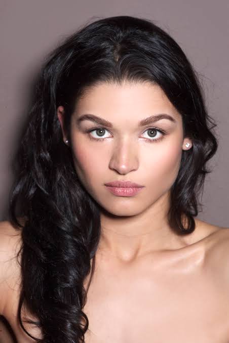 Kim Engelbrecht - Biography