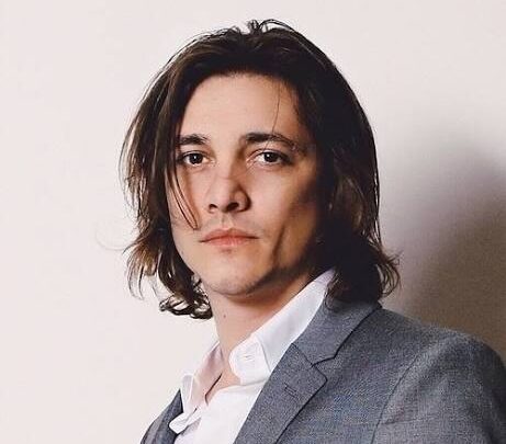 Ryan Donowho Biography: Movies, Height, Awards, Age, Net Worth, Parents, Girlfriend, Religion, Songs