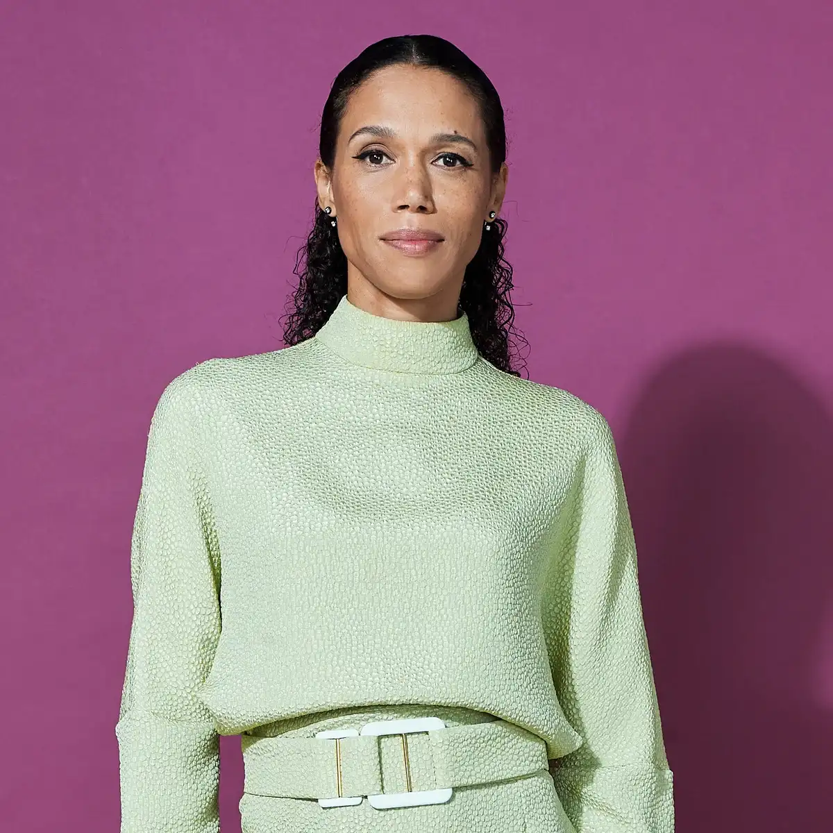 Vinette Robinson - Biography