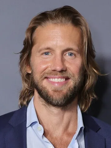 Matt Barr - Biography
