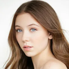 Dakota Guppy - Biography