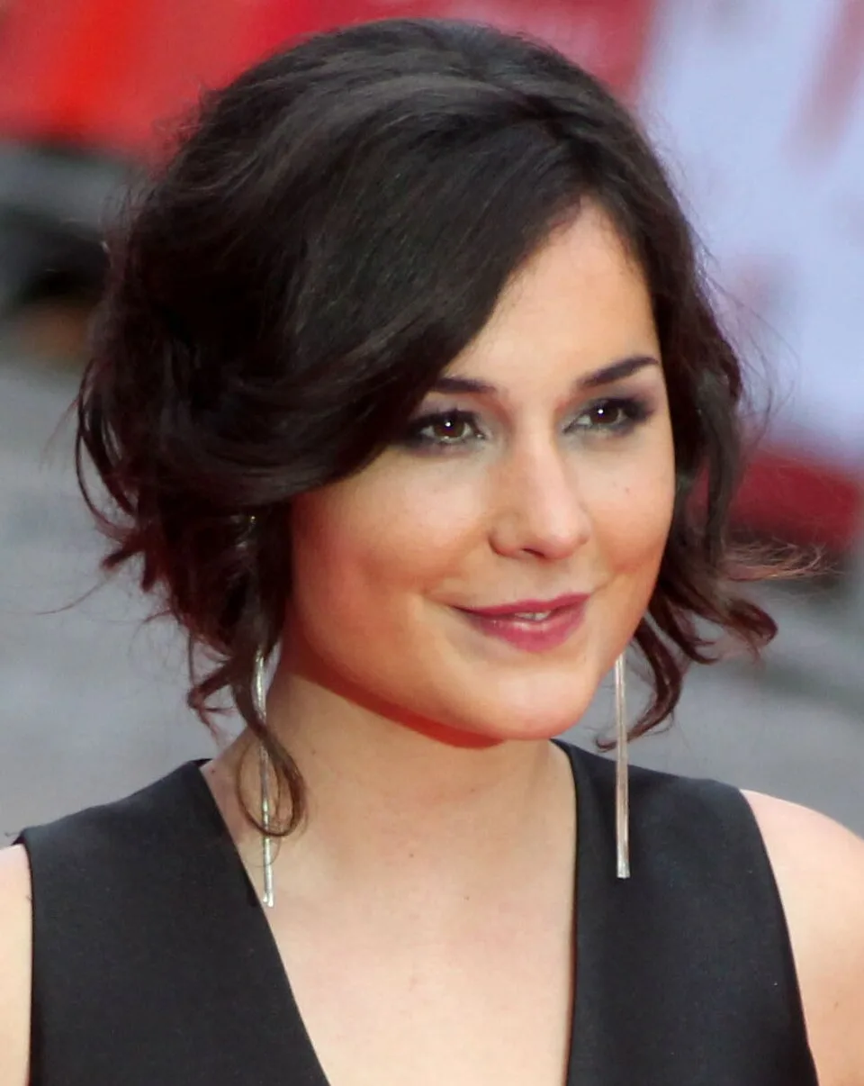 Nadia de Santiago - Biography