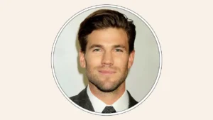 Austin Stowell