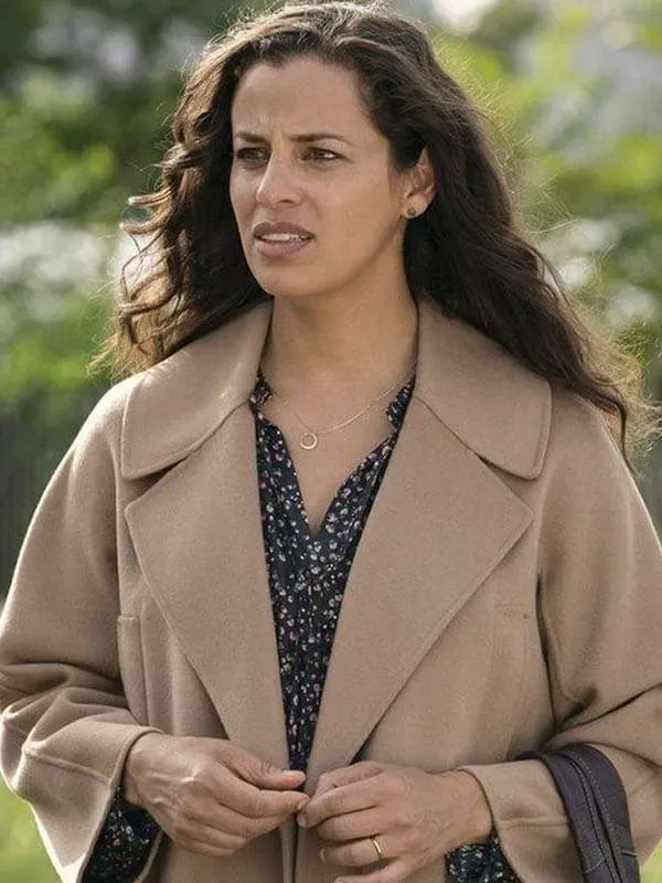 Athena Karkanis - Biography