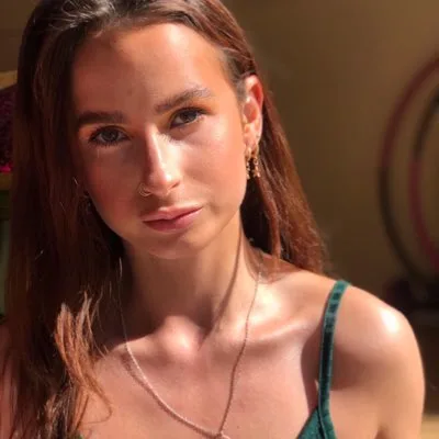 Madeleine Harris - Biography