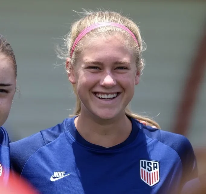 Annie Karich Biography: Football Team, Age, Net Worth, Boyfriend, Parents, Height, Salary, Goals