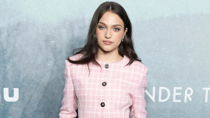 Izzy G Biography: Instagram, Age, Net Worth, Siblings, Height, Parents, Boyfriend