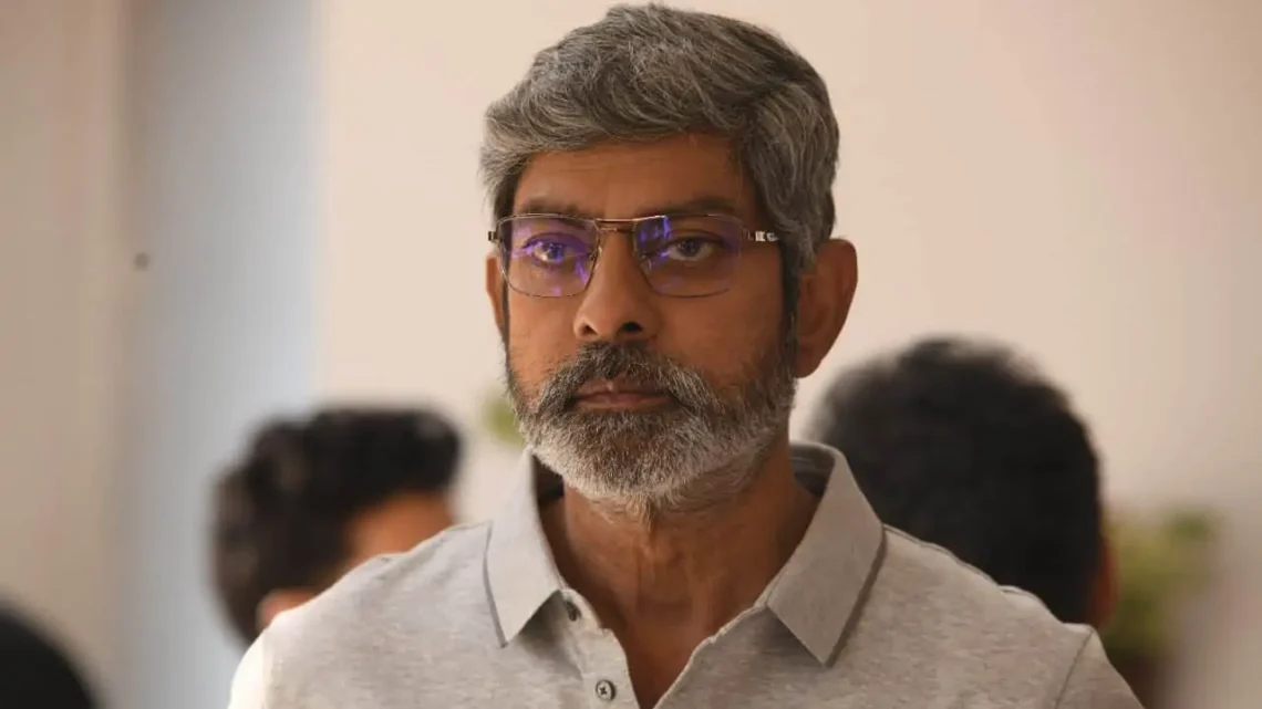 Jagapathi Babu Bio: Wife, Movies, Age, Children, Height, Parents, Net Worth, Family