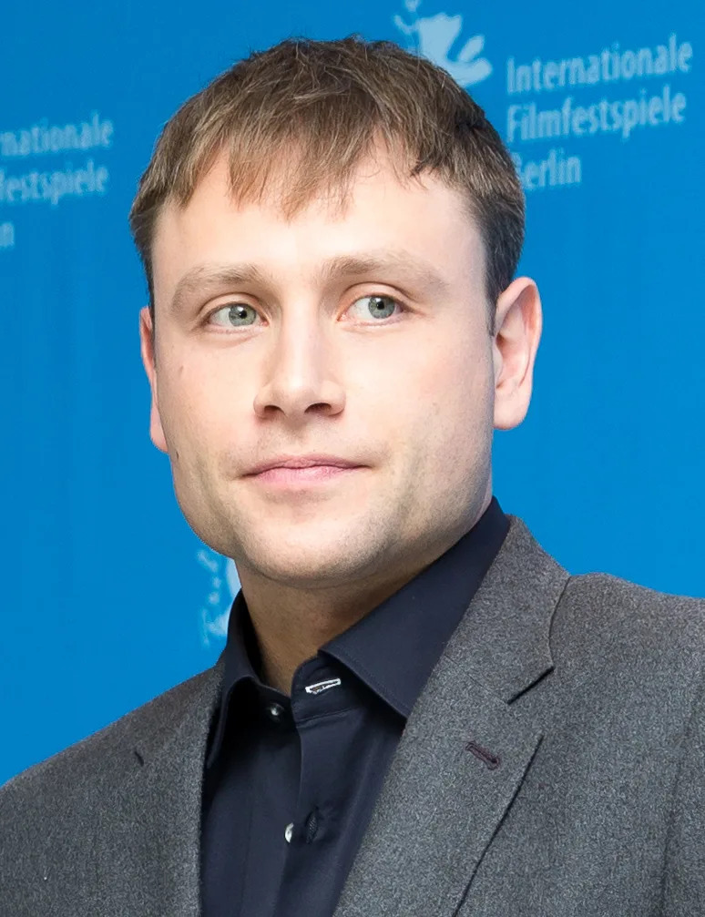 Max Riemelt - Biography