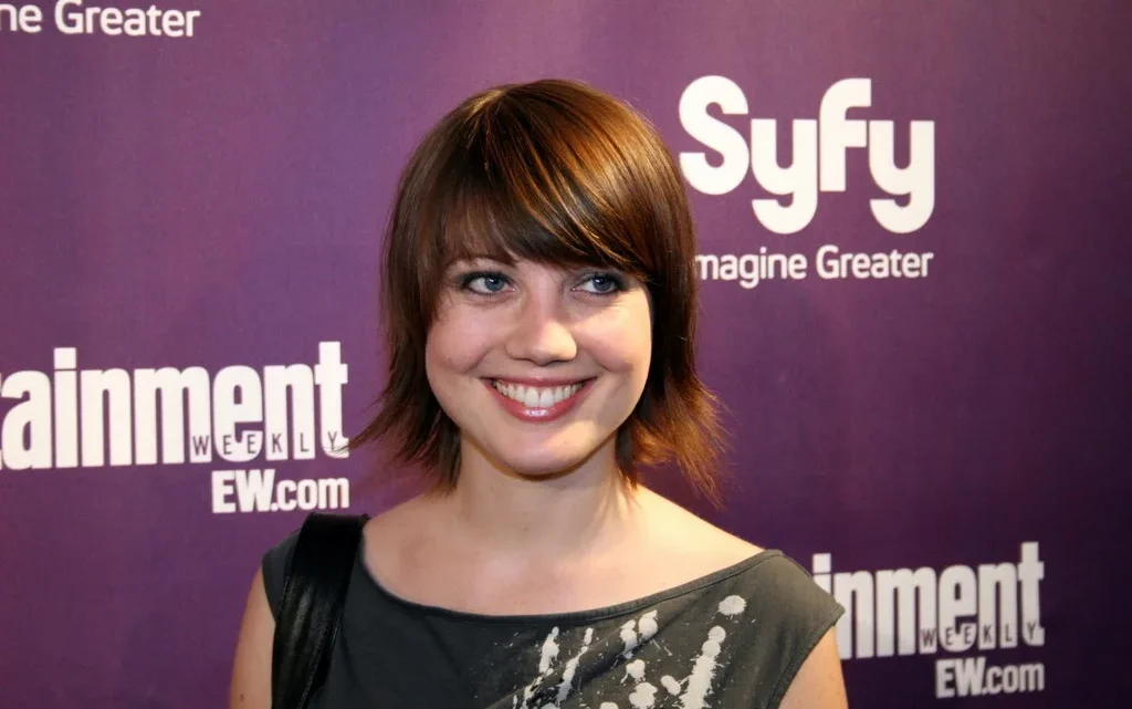 Nicki Clyne Biography: Age, Ethnicity, Movies, Husband, Height, Net Worth, Parents, Awards