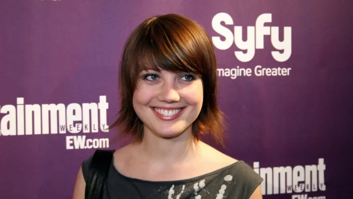 Nicki Clyne Biography: Age, Ethnicity, Movies, Husband, Height, Net Worth, Parents, Awards