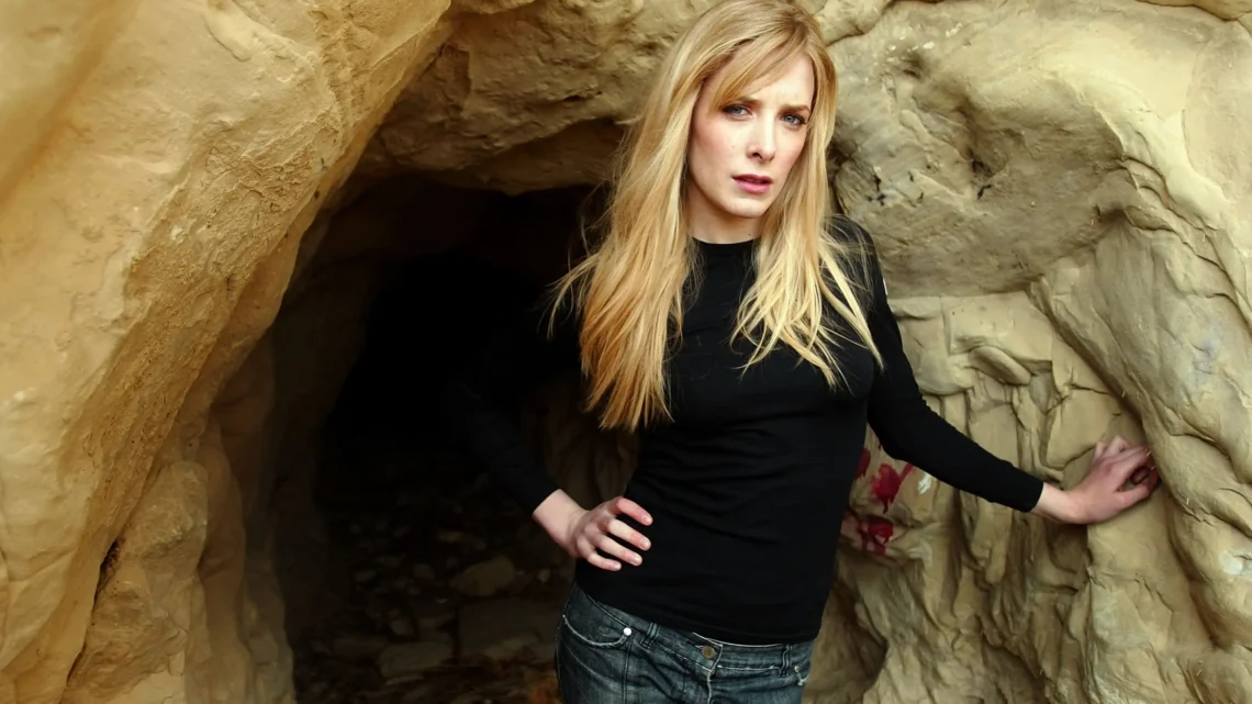 Shauna Macdonald Biography: Age, Instagram, Parents, Boyfriend, Movies, Height