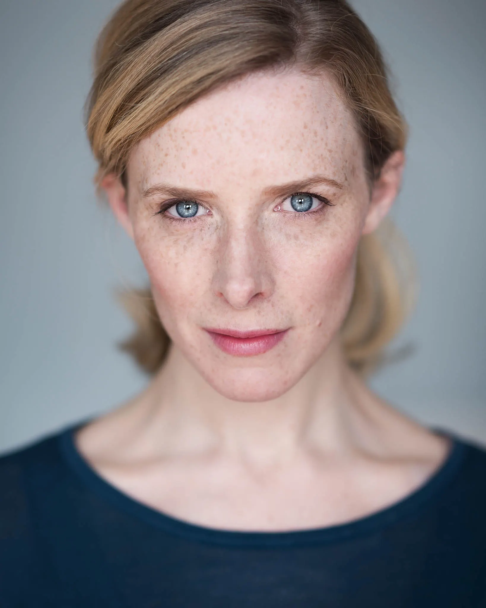 Shauna Macdonald - Biography