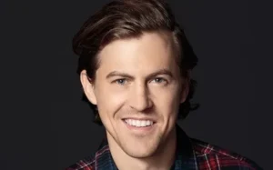 Alex Moffat