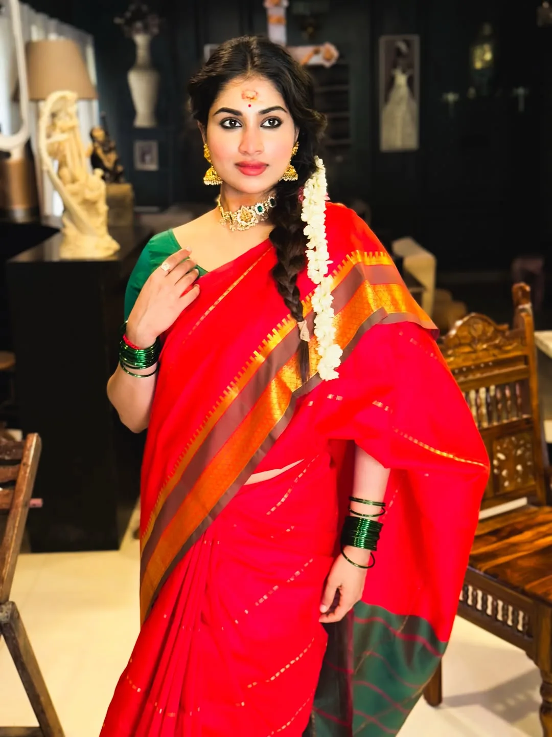 Shivani Narayanan - Biography