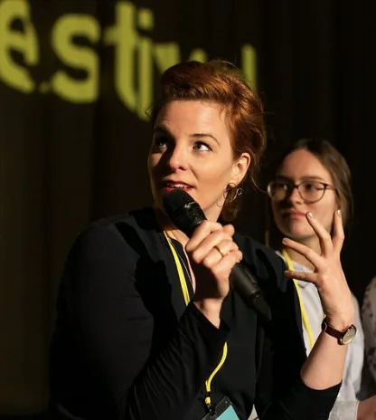 Sarah Winkenstette - Biography
