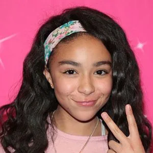 Cece Abbey - Biography