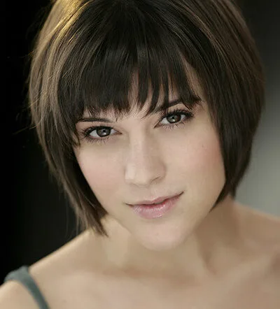 Alexandra Socha - Biography