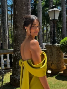 Amanda Azevedo - Biography