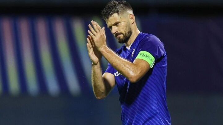 Bruno Petković Biography: Team, Transfers, Goals, Stats, Siblings, Parents, Height, Age, Net Worth, Awards, Wife, Child  