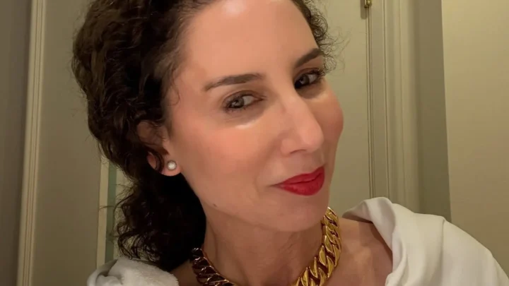 Carla Rockmore Biography: Designs, Pictures, Siblings, Parents, Height, Age, Net Worth, Brand, Daughter, Husband, YouTube Channel  