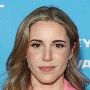 Arielle O'Neill - Biography